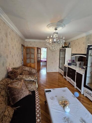 Uzunmüddətli kirayə mənzillər: 7/24 zeng vassap aktıvdıSalam Ev uzunmuddetli verilır.qara Qarayev — 3