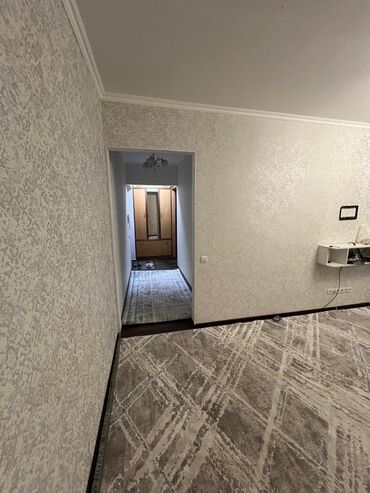 квартиры 4 комнаты: 2 бөлмө, 44 кв. м, 104-серия, 4 кабат, Косметикалык ремонт