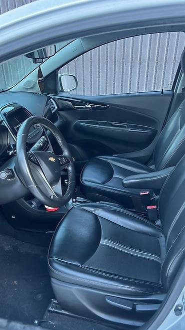 Другие автоуслуги: Арендага берилет кунуно 1100сом депозит 15000сом 23+ тех осмотр бар — 9