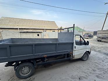 трейлер автовоз: Продаётся бортовой малотоннажный грузовик на базе Ford Transit (кабина — 3
