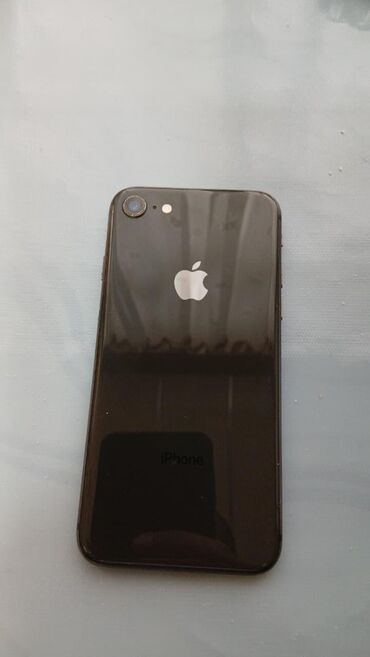 iphone se 2020 bakida: IPhone 8, 64 ГБ, Jet Black