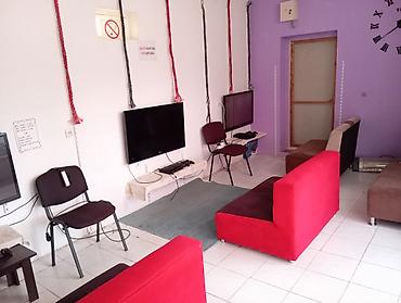 irsad electronics playstation 3: Salam 3 eded tv 109, 3 eded ps3 uzerinde pultlar, 3 eded divan. reklam — 1