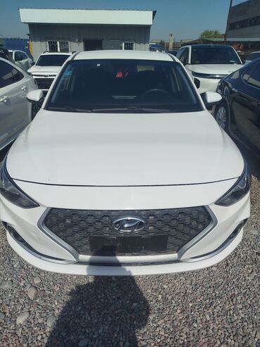 купить машину в рассрочку: Hyundai : 2019 г., 1.6 л, Автомат, Бензин, Седан