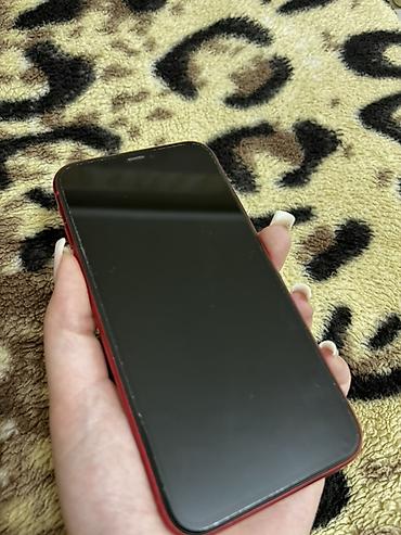 apple iphone xr: IPhone 11, Qırmızı — 2