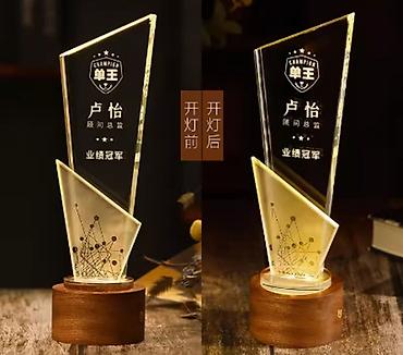 Подарки и сувениры: Изготовление статуэтки наград и кубков с персонализацией - — 9