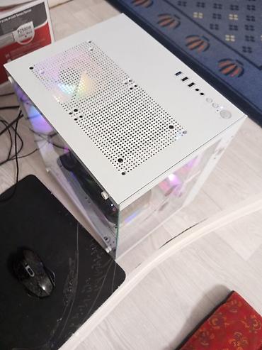 макбук 13 про: Компьютер, ядер - 10, ОЗУ 16 ГБ, Игровой, Б/у, Intel Xeon, AMD Radeon RX 5600 XT, HDD + SSD — 2