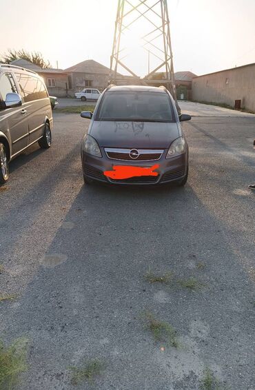 Akkumulyatorlar: Opel Zafira: 1.9 l | 2006 il 350000 km Sedan