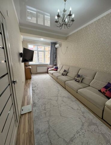 продаю1 комнатная квартира: 1 бөлмө, 38 кв. м, 3 кабат, Евроремонт