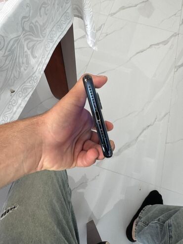 IPhone 11 Pro Max, Matte Midnight Green, Face ID