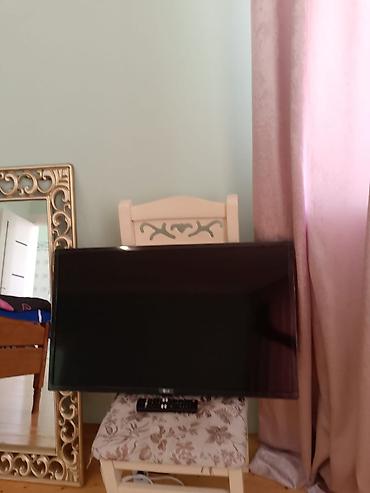 кронштейн для тв: Lg televizor 32 inc 5 aydi alinib jelatini usdunde divara asmaq ucun — 1