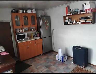 Продажа коттеджей и домов: 🏡 Срочно продаётся полдома! 🔥 📍 Начало Маевки, Бишкек 🏠 Площадь: 60 — 5
