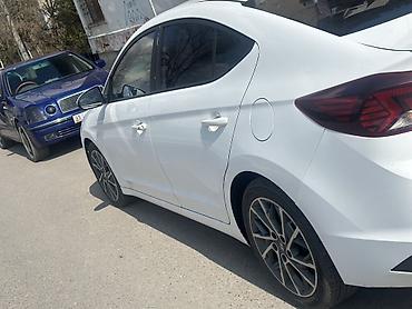 geely e5: Hyundai Avante: 2019 г., 1.6 л, Вариатор, Бензин, Седан — 2