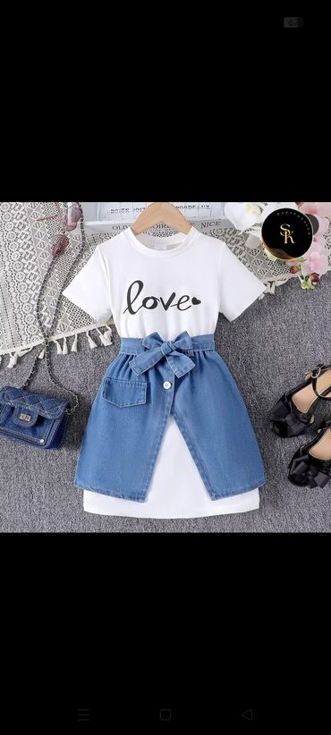 🌹Yeni sezon:2/li dest 🌹
🌹Yaş:2-3-4-5-6 🌹
🌹Qiymət:27 AZN 🌹