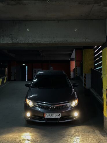 нехия 2: Toyota Camry: 2012 г., 2.5 л, Автомат, Бензин, Седан
