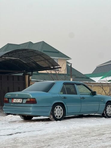 Mercedes-Benz: Mercedes-Benz W124: 1993 г., 2.2 л, Автомат, Бензин, Седан