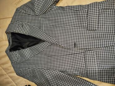 мужской малиновый пиджак: Костюм 2XL (EU 44), цвет - Серый