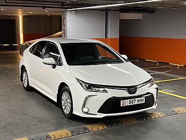Toyota: Toyota Corolla: 2020 г., 1.8 л, Вариатор, Бензин, Седан — 3