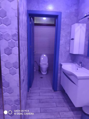 Kommersiya daşınmaz əmlakının satışı: Xırdalanda Ümumi sahəsi 800 kvm 4 mətəbəli obyekt satılır. Hazırda — 9