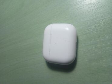 Наушники: Продаю airpods всё работает как новый