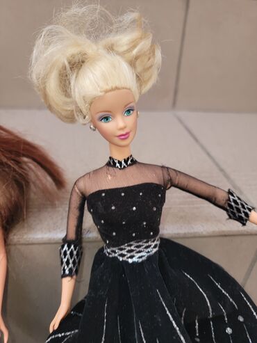 Igračke: Kolekcija modnih lutaka (Barbie/Barbie‑stil) sa raznovrsnom — 6