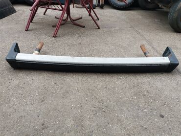 Auto delovi: Zadnji branik Lada 2121,21213,21214 Niva br.6. Polovnan, ocuvan — 1