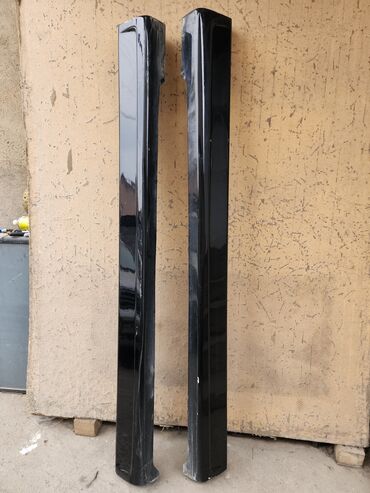 подкрылки аккорд: Босоголордун сырткы коймолору 2006 г., Колдонулган, Аналог