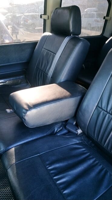 купить кожаные сиденья для авто бу: Чехол кожаный на сплошной сиденья Степ рф3-рф7