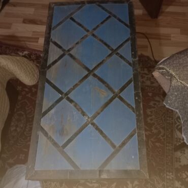 Sandıqlar: Cehizlik Sandıq satılır. - 1950-ci illərə aiddir. - Açarla bağlanır — 7