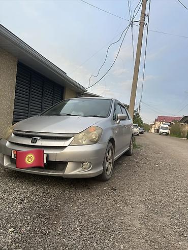 step wgn: Honda Stream: 2004 г., Автомат, Бензин, Универсал — 3
