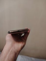 Apple iPhone: IPhone 11 Pro Max, 256 GB, Matte Gold, Face ID — 10