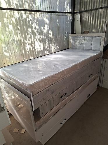 bunk bed: Односпальная кровать, Новый, С матрасом, длина - 200 см — 10
