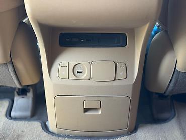 210: Kia Carnival: 2019 г., 2.2 л, Автомат, Дизель, Минивэн — 10