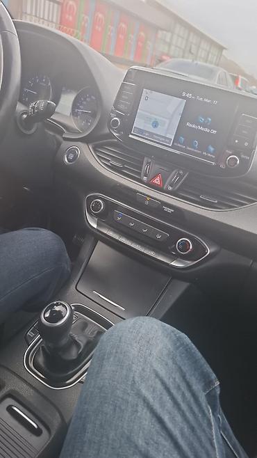 Hyundai: Hyundai i30 hatchback - Korpus: 5 qapılı, ağ rəng - Güclü ön — 10