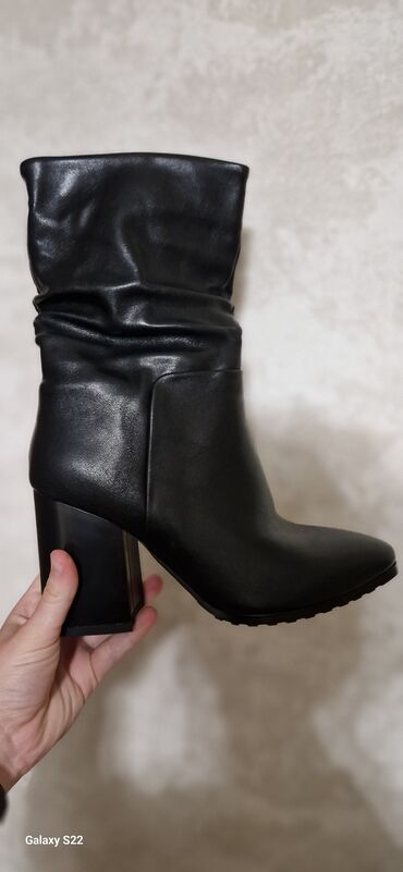 женская обувь зима: Сапоги, 36, цвет - Черный