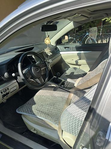 Subaru: Subaru Outback: 2010 г., 2.5 л, Кол менен иштөөчү, Бензин, Универсал — 3