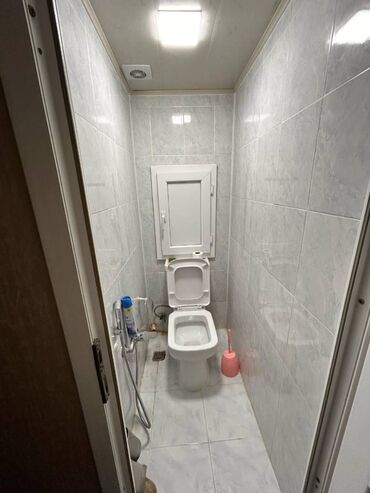 Uzunmüddətli kirayə mənzillər: Nizami rayonu,Xalqlar Dostluğu metrosundan piyada 5 dəqiqəlik — 18