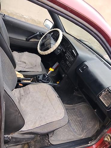 Унаа: Volkswagen Passat Variant: 1991 г., 1.8 л, Кол менен иштөөчү, Бензин, Универсал — 4