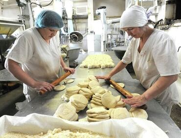 пицца повар: Требуется Повар : Тестомес, Китайская кухня, 1-2 года опыта