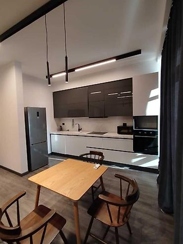 комната аренда: İcarəyə verilir 1 otaqlı yeni tikili 64 m², Bayıl q. Kateqoriya Yeni — 2