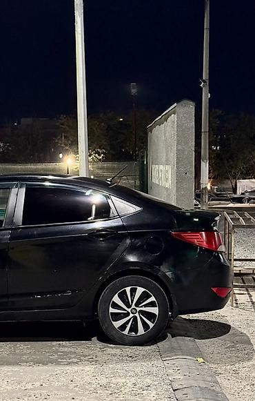 Hyundai: Hyundai Solaris: 2014 г., 1.6 л, Механика, Бензин, Седан — 5