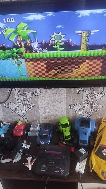 asus rog ally x: SEGA Mega Drive 2 (16-bit) oyun konsolu - Konsol işək vəziyyətdədir — 3