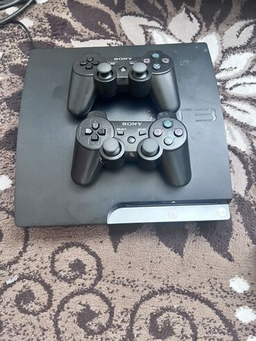 купить тв: Игровая консоль Sony PlayStation 3 в классическом черном цвете. В