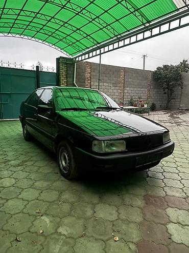 Volkswagen: Volkswagen Passat: 1993 г., 2 л, Механика, Бензин, Седан — 2