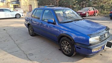 Volkswagen: Volkswagen Jetta: 1999 г., 2 л, Механика, Бензин, Седан