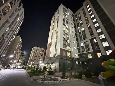 дешёвая квартира: 1 комната, 30 м², Асанбай мкр Элитка, 10 этаж, Евроремонт — 9