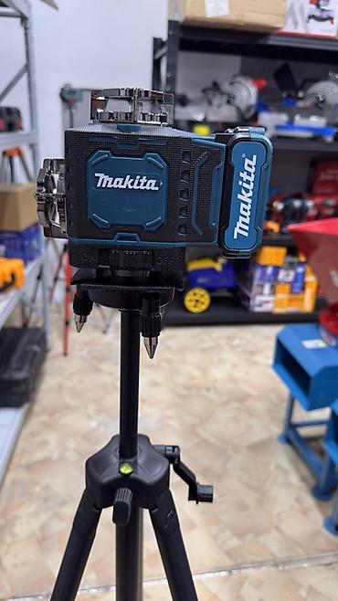 12 220: Лазерный уровень Makita 3D (полный комплект в кейсе) Профессиональный — 3