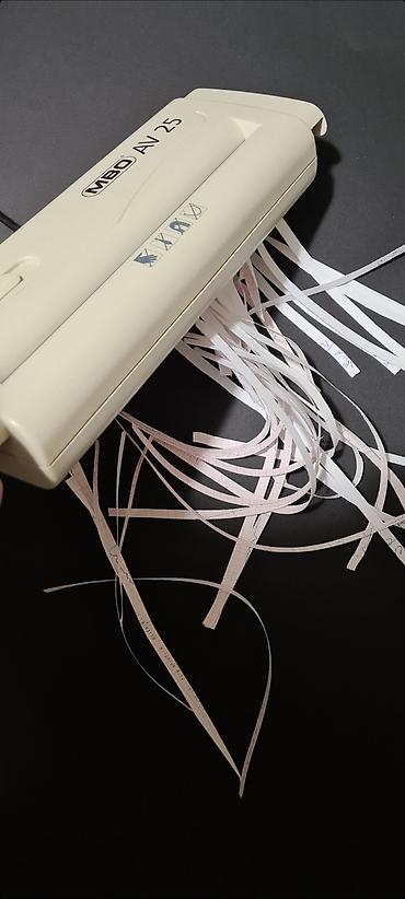 polimetar: MBO AV 25 je mali, moćni električni uništavač papira (šreder), nemačke — 1