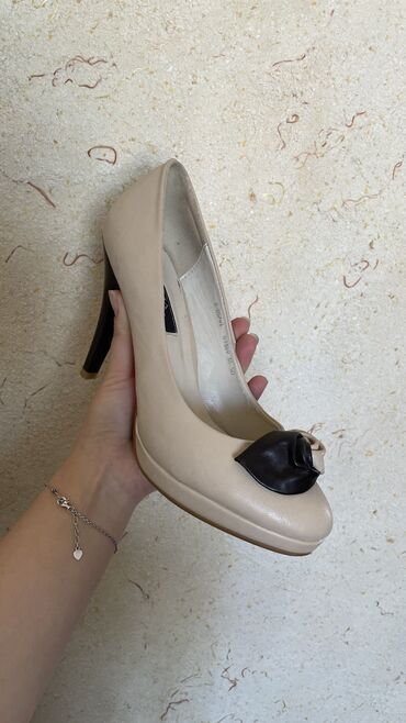 женские туфли больших размеров купить: Туфли 36.5, цвет - Бежевый