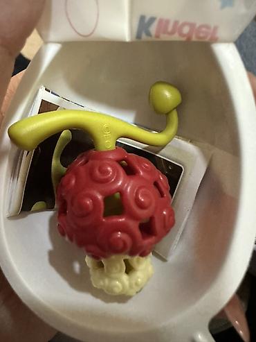 one piece kinder: Fiqur, Plastik, rəng - Qırmızı — 1
