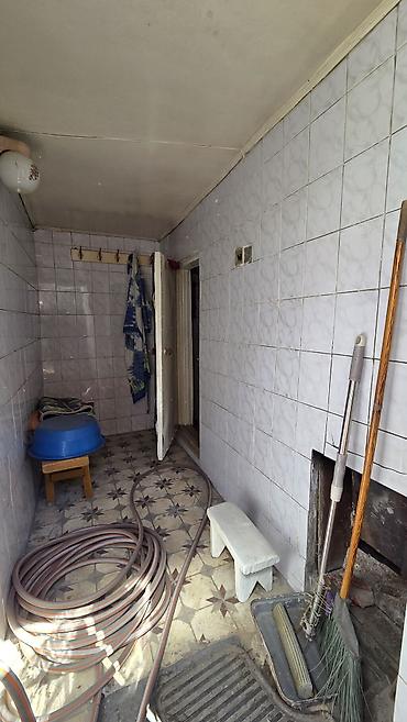 Продажа коттеджей и домов: 6 комнат, 100 м², 6 соток, Бишкек, Кызыл Аскер Риэлтор at lalafo.kg — 13 Продажа коттеджей и домов: 6 комнат, 100 м², 6 соток, Бишкек, Кызыл Аскер Риэлтор — 13